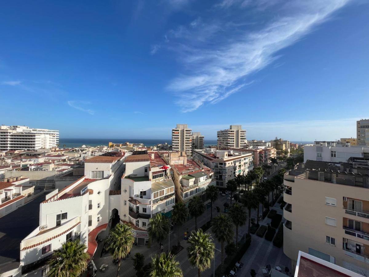 Zelun Suite Torremolinos Center Exterior foto